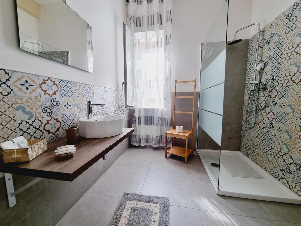 Enne'S Apartments In The Heart Of Palermo Ngoại thất bức ảnh