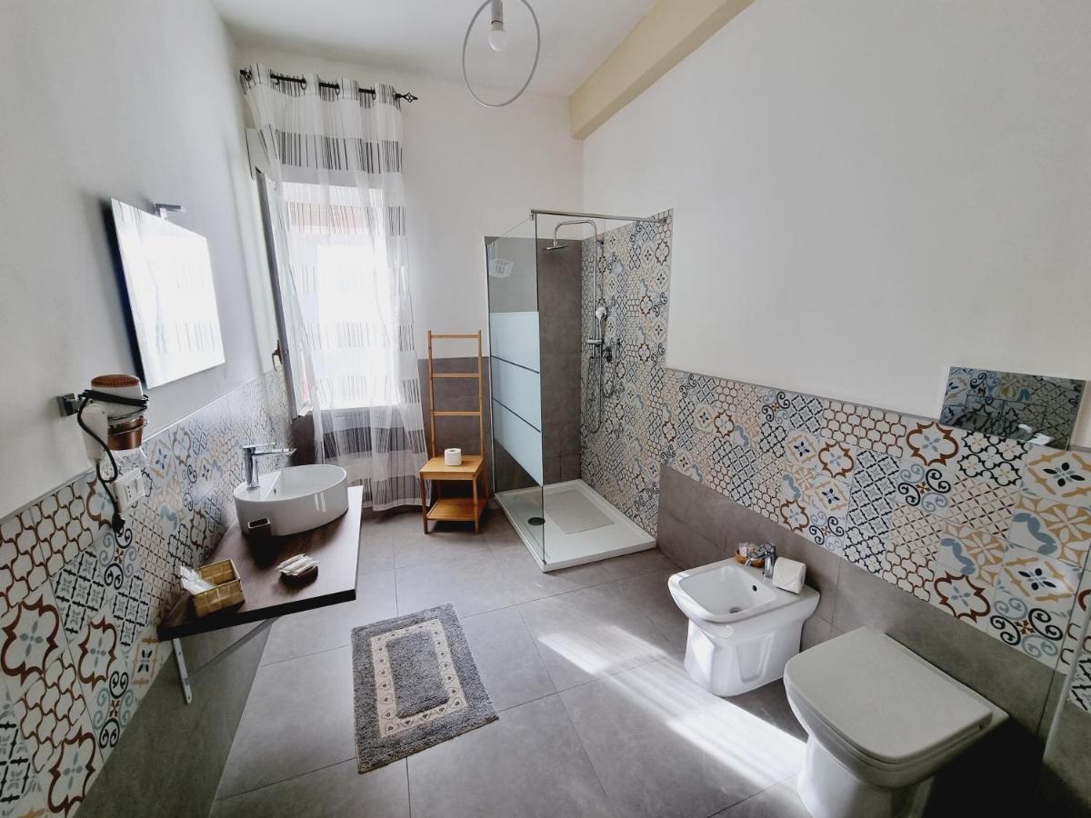 Enne'S Apartments In The Heart Of Palermo Ngoại thất bức ảnh